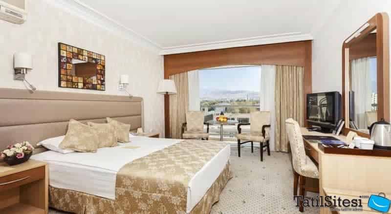 İzmir Palas Otel